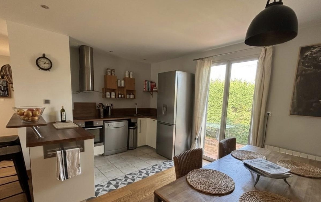 Annonces TALENCE : Maison / Villa | ARTIGUES-PRES-BORDEAUX (33370) | 120 m2 | 330 000 &euro; 